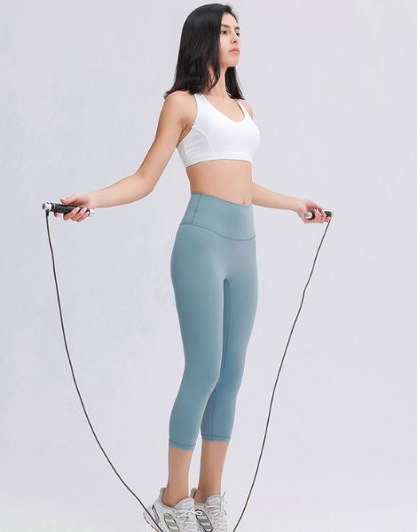 custom womens workout capri leggings with pocket