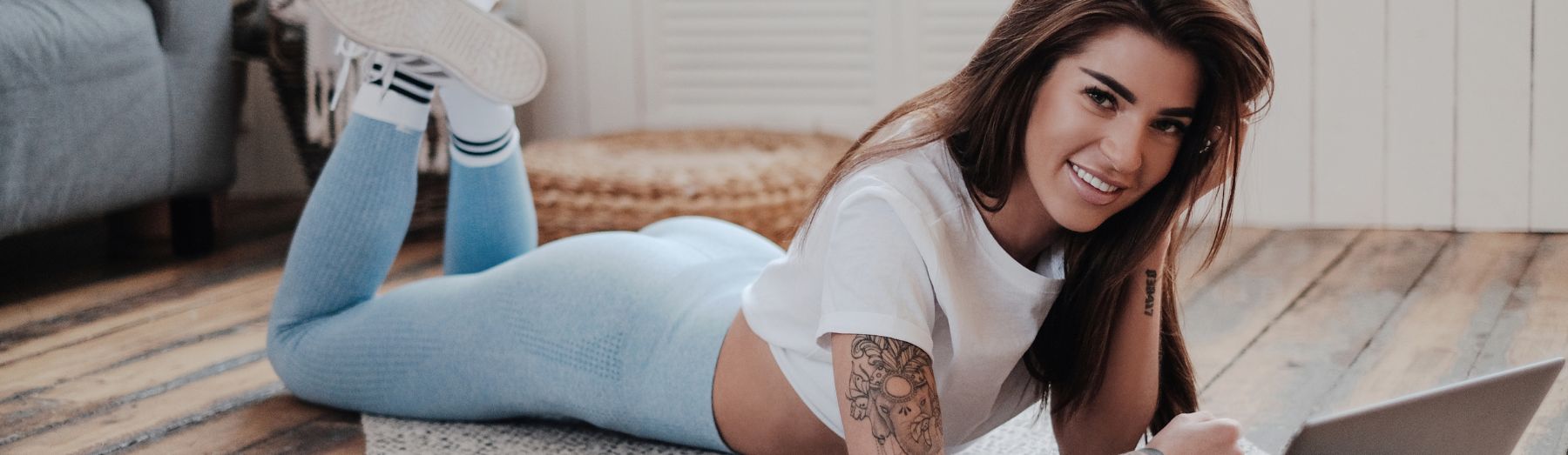 leggings suppliers Latvia