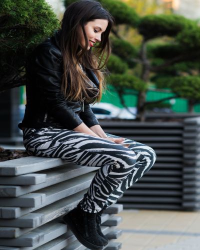 animal imagery hand printed leggings manufacturer