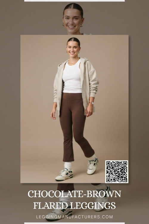 Brown flared leggings with a relaxed fit Brown flared leggings with a relaxed fit